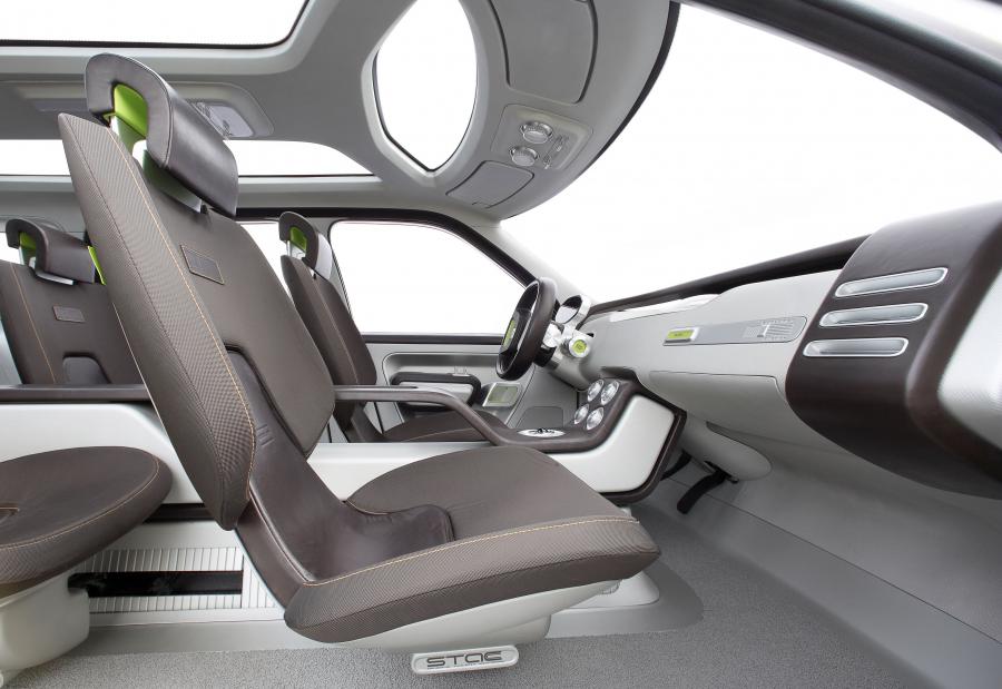  Ford Explorer America Concept 2008 года  (фото 35 из 65)